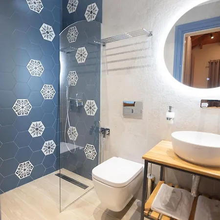 Moonlight Serenade Bed & Breakfast 3*