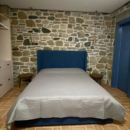 Moonlight Serenade Bed & Breakfast *