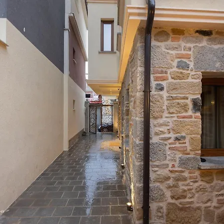 לינה וארוחת בוקר Moonlight Serenade