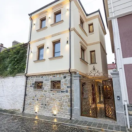 Moonlight Serenade קורצ'ה