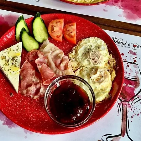 Moonlight Serenade Bed & Breakfast 3*