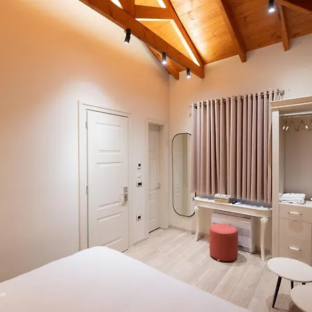 Moonlight Serenade Bed & Breakfast