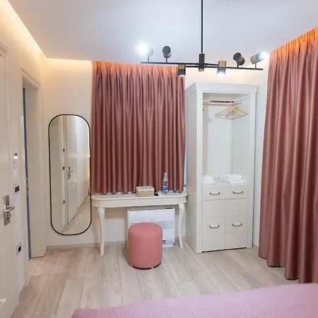 فندق مبيت وإفطار Moonlight Serenade كورتشي